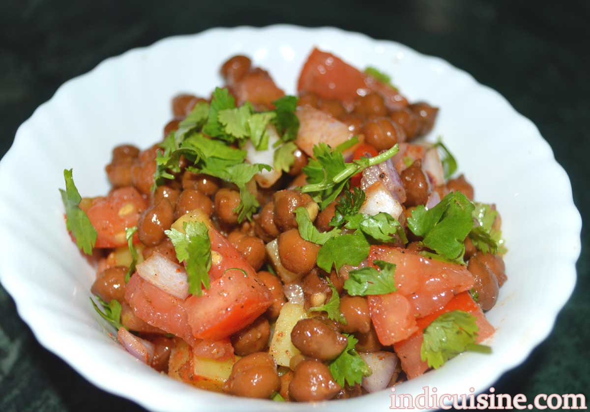 black chickpeas, kala chana chaat recipe