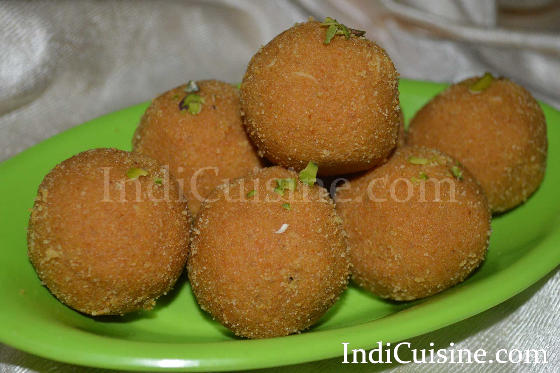 Besan Ladoo Recipe, How to make Besan Laddu, gram flour sweet balls image